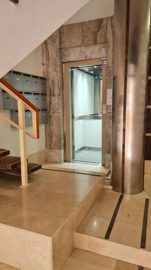 Apartamento Tiziano Mercado Central Lejlighed Valencia Eksteriør billede